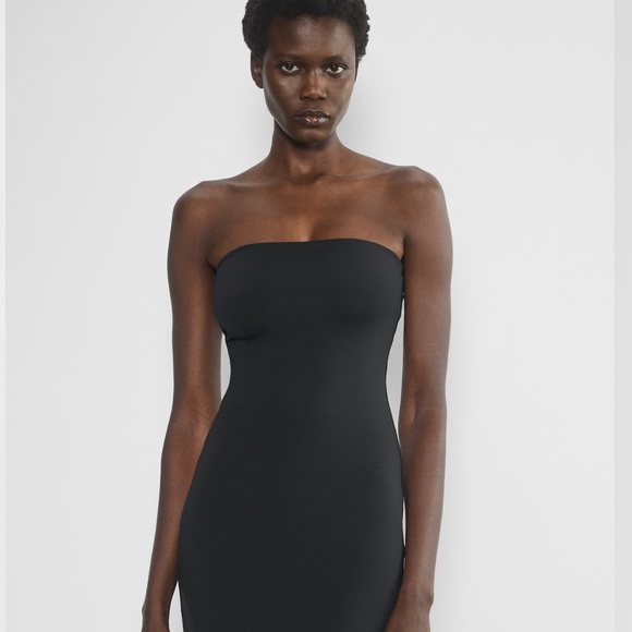 Aritzia Black Contour Maxi Strapless Dress - Picture 4 of 6